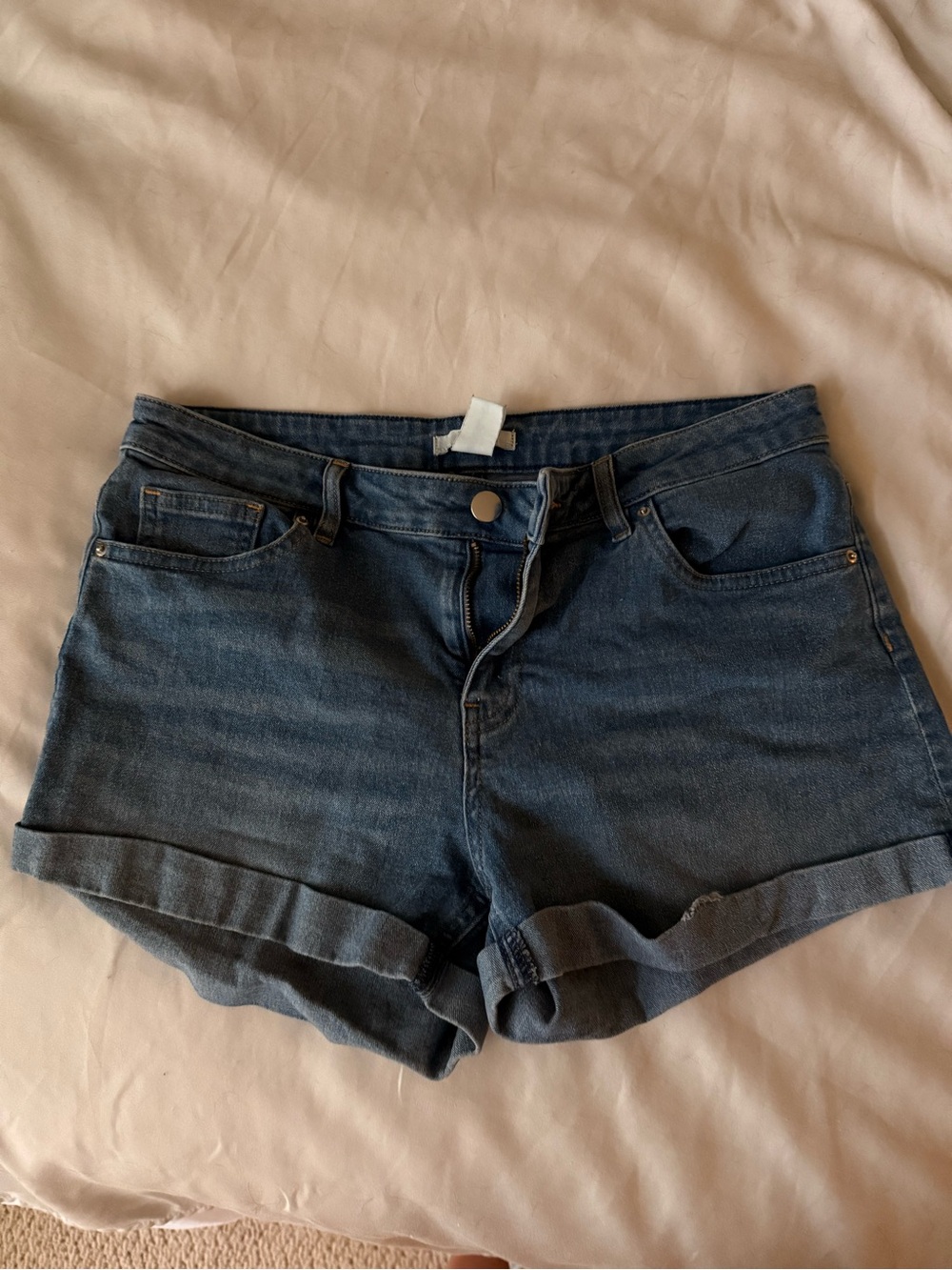 Denim Roll-Cuff Women's Shorts - Dark Blue